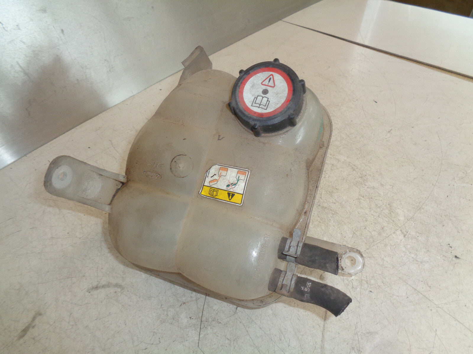 FORD TRANSIT 2003 MK6 LDV CONVOY COOLANT EXPANSION TANK YC158A080AD