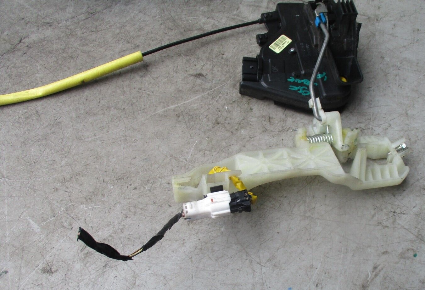 2018 KIA STONIC FRONT DRIVER OSF DRIVER SIDE REAR DOOR LOCK 81320-H8060HJ14