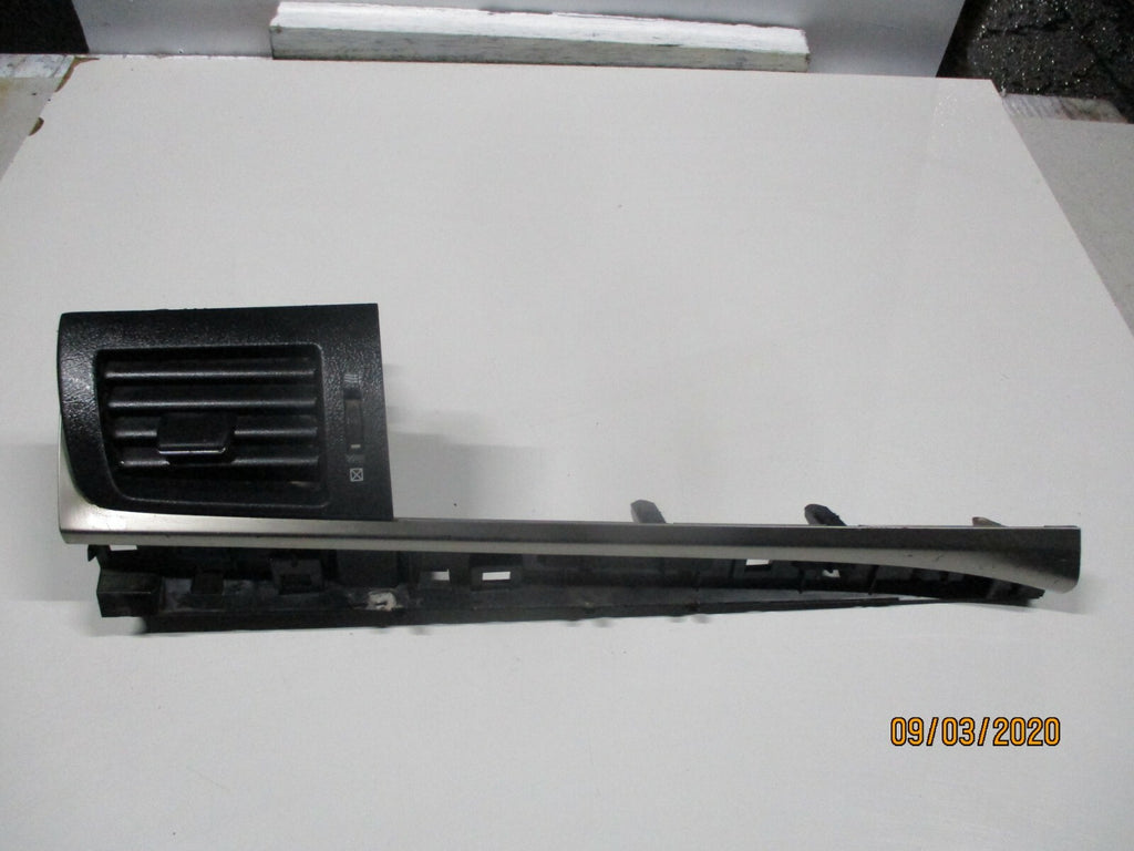 LEXUS CT 200h 2015 NS PASSENGER SIDE AIR VENT TRIM PANEL 55660-76020 55661-76040