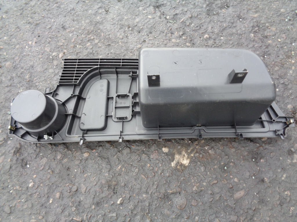 LAND ROVER DISCOVERY 3 2005 PASSENGE SIDE REAR BOOTSTORAGE COMPARTMENT ESJ501010