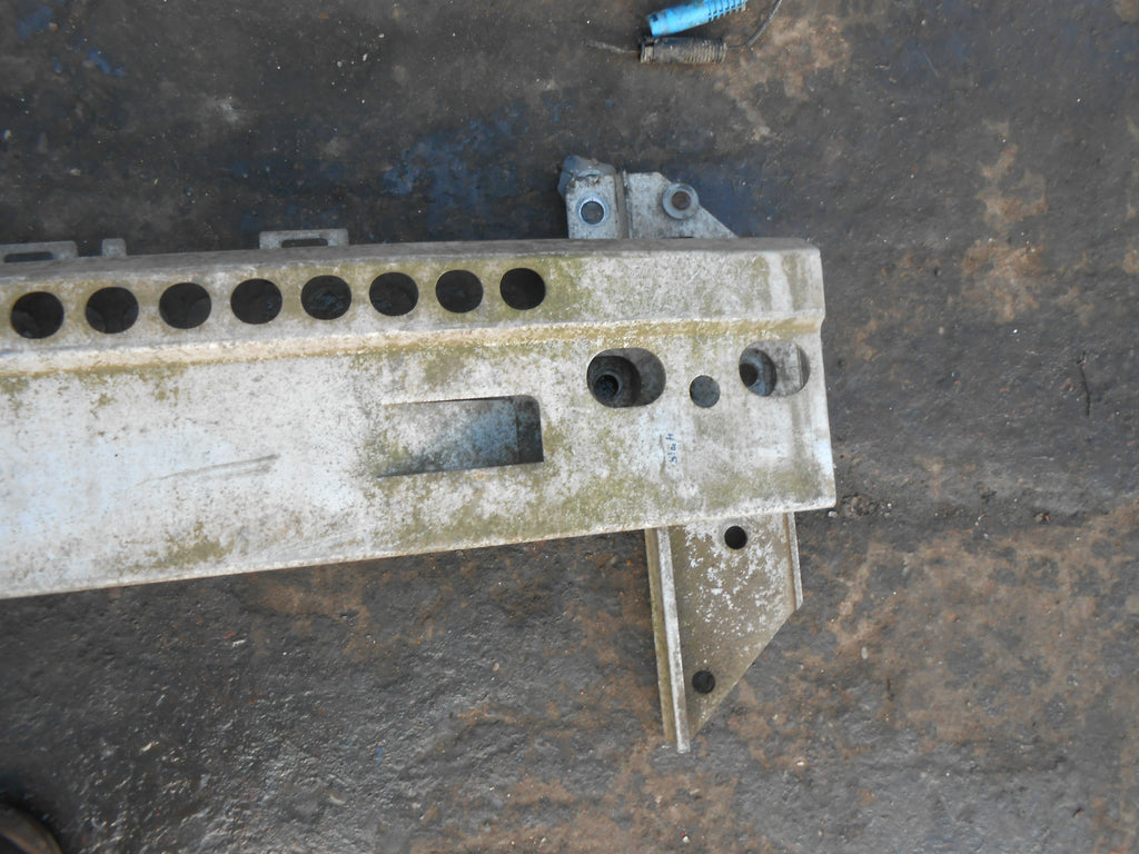 BMW MINI R52 COOPER CABRIOLET 2006 FRONT BUMPER REINFORCEMENT CRASH SUPPORT BAR
