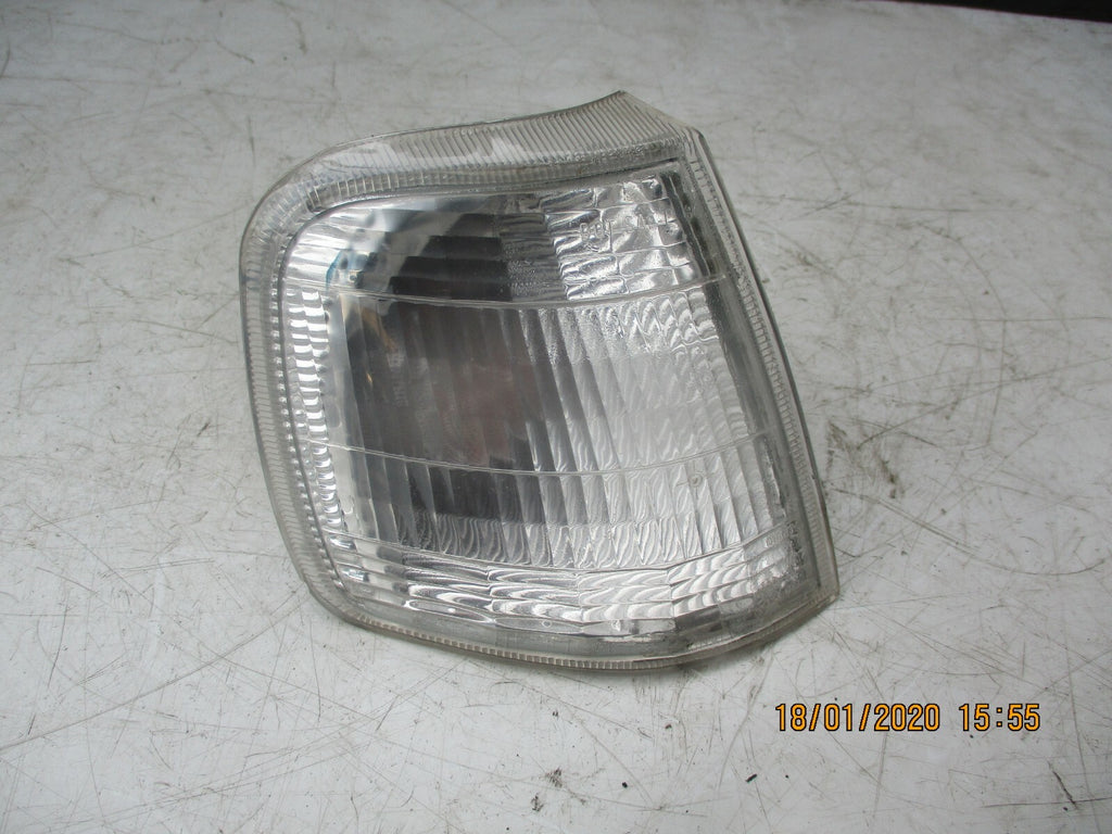 PEUGEOT 405 1995 OS DRIVER SIDE FRONT INDICATOR LIGHT LENS ASSEMBLY UNIT