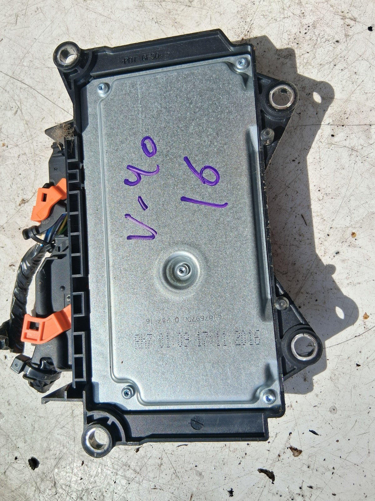 2016 VOLVO V40 2.0 DIESEL AIRBAG CONTROL MODULE ECU 31429510