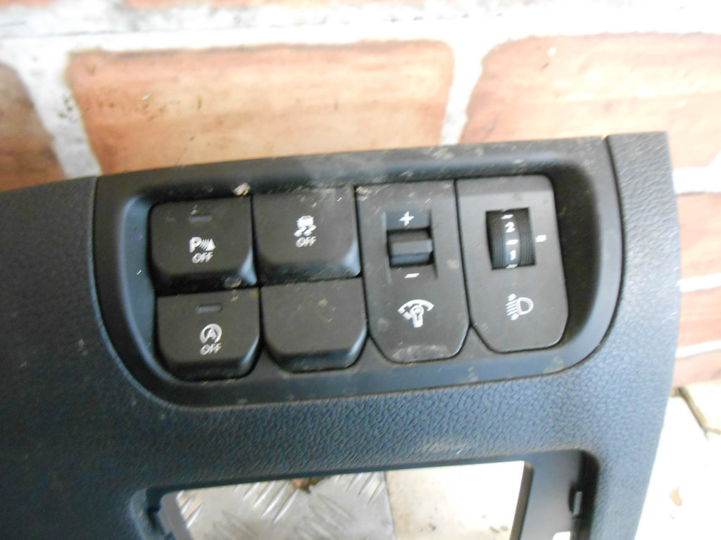 KIA RIO MK3 2015 DASH DASHBOARD TRIM SURROUND HEADLIGHT AIM SWITCH TC 847511W900