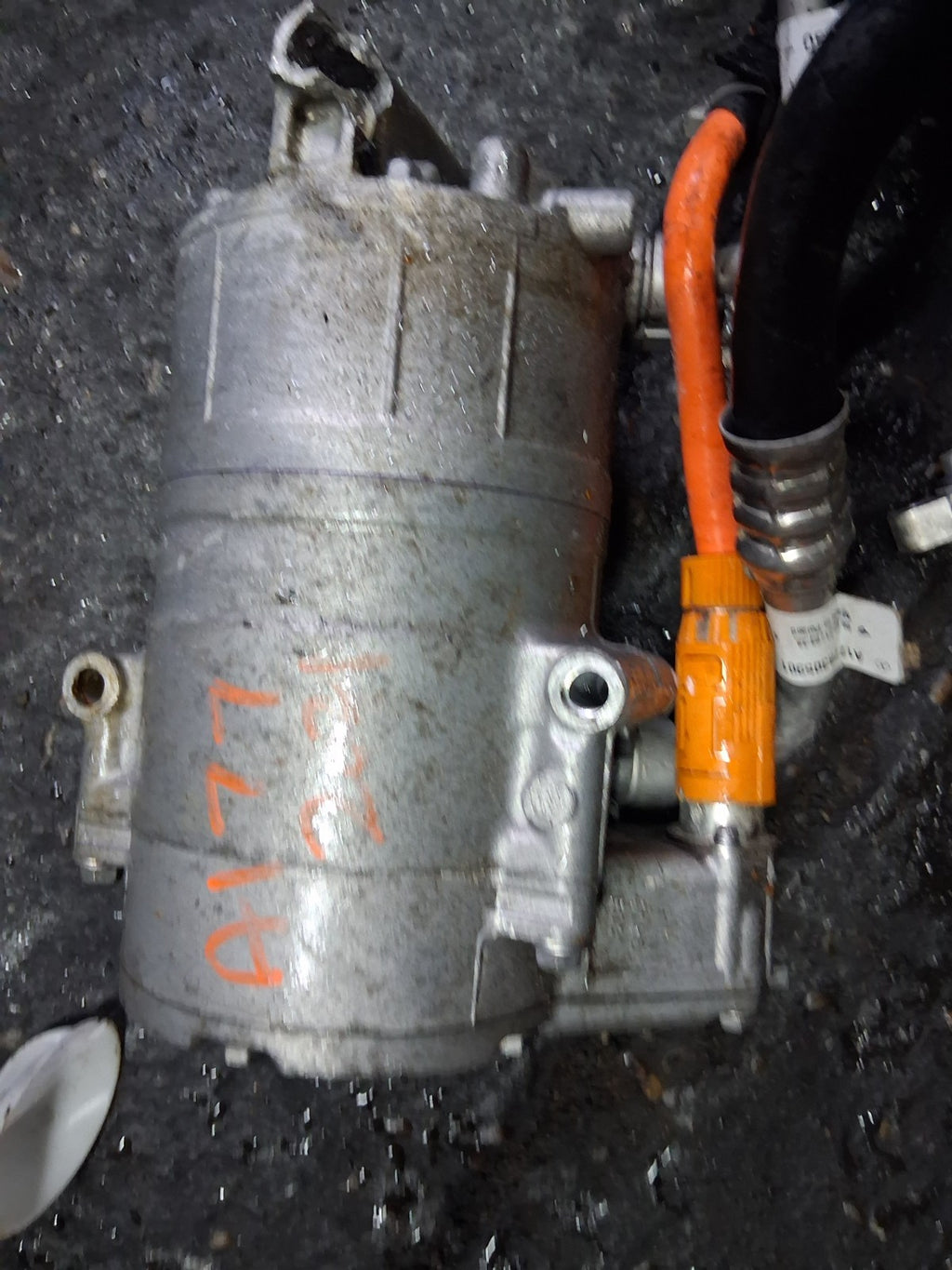 2021 MERCEDES A CLASS V177 HYBRID AC AIR CON COMPRESSOR PUMP A0008302201
