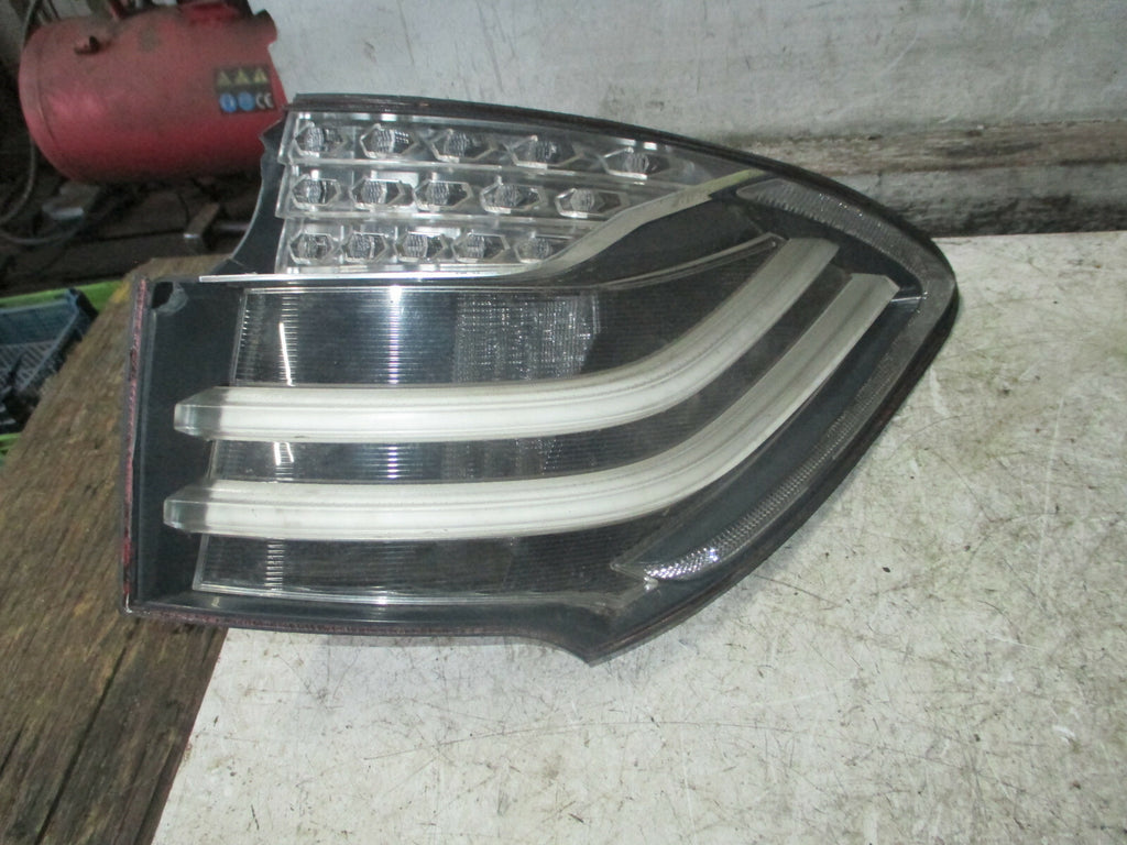 BMW 5 SERIES GT F07 2016 OSR DRIVER SIDE REAR TAIL KIGHT DAMAGED 7306166