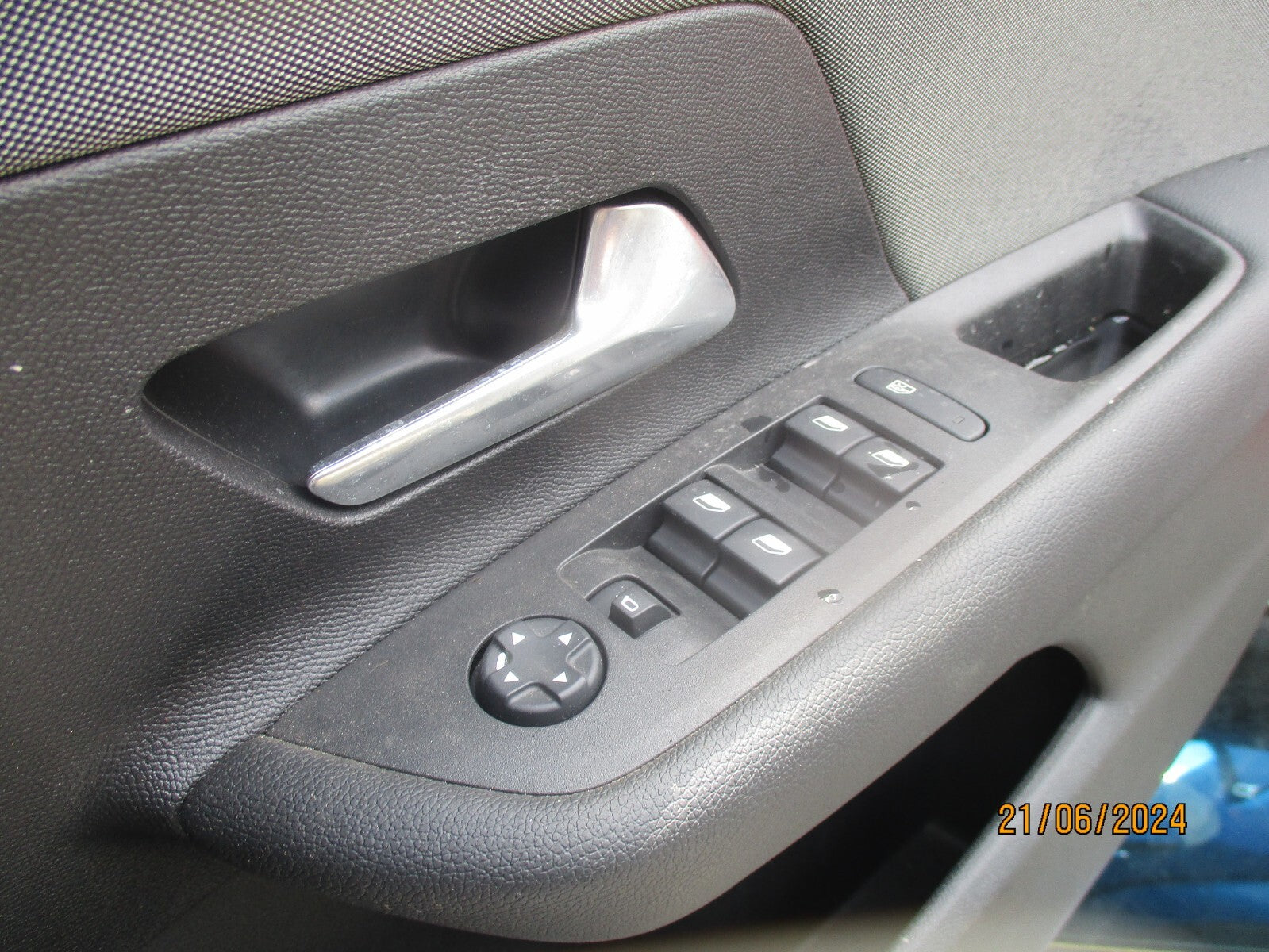 VAUXHALL MOKKA B MK2 2022 OSF DRIVER SIDE FRONT WINDOW CONTROL SWITCH