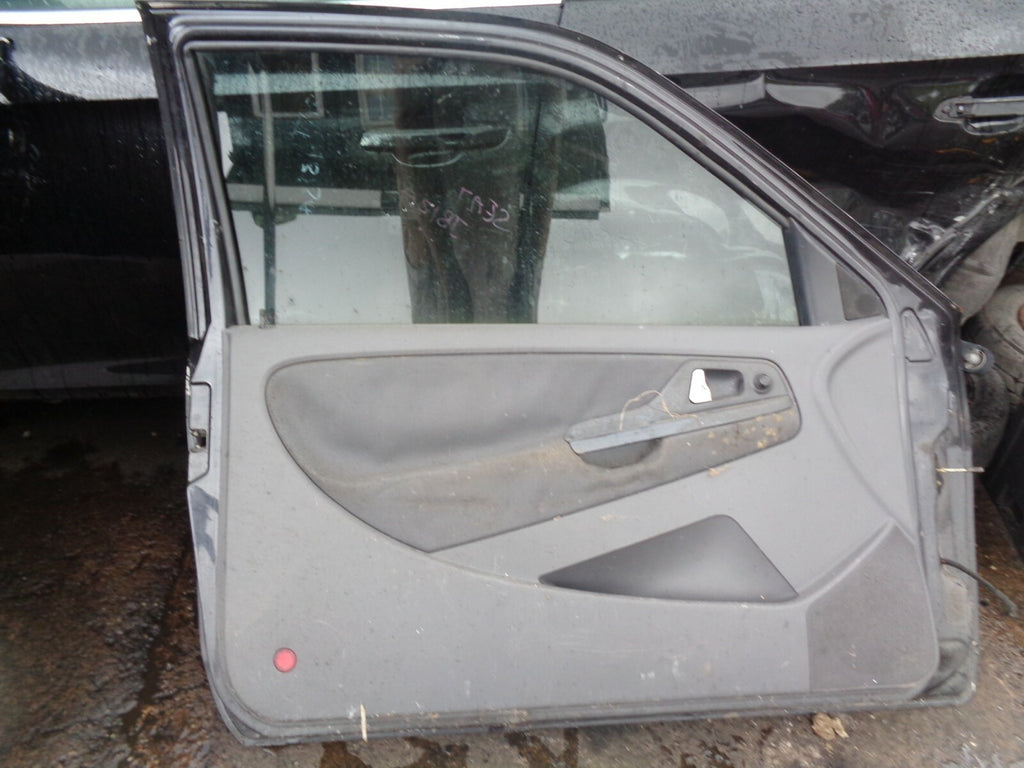 SEAT IBIZA MK2 6K 1999 3 DOOR NS PASSENGER SIDE COMPLETE DOOR BLACK