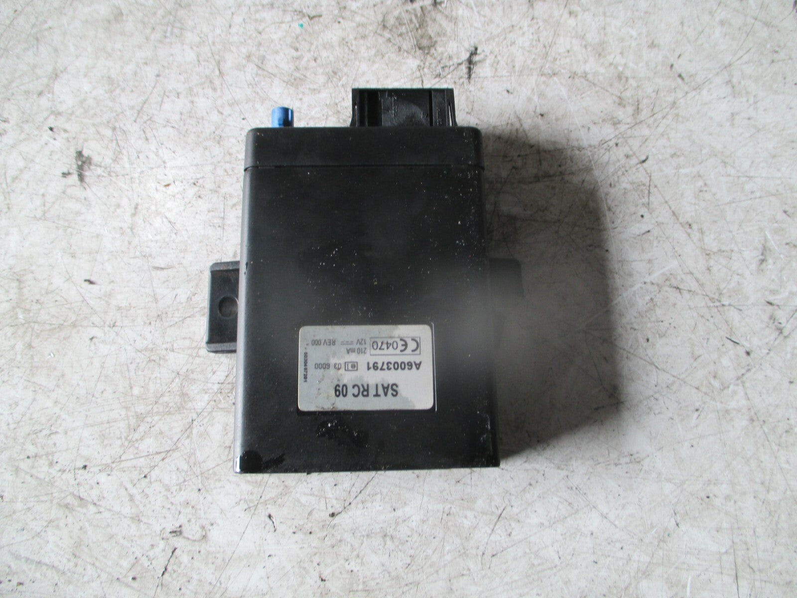 FORD GALAXY 2005 MK1 TRACKER GPS ANTENNA SAT A6003791