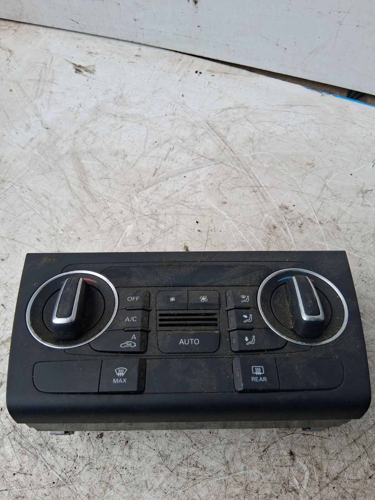 2016 AUDI Q3 AC HEATER CLIMATE CONTROL UNIT 8U0820043H