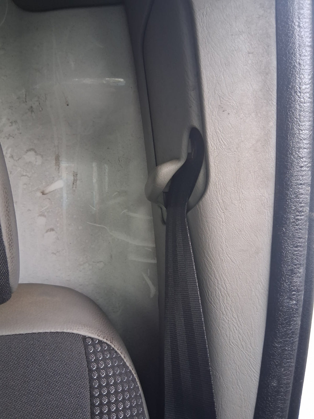 2014 VAUXHALL VIVARO MK1 NSF PASSENGER SIDE FRONT LEFT SEAT BELT