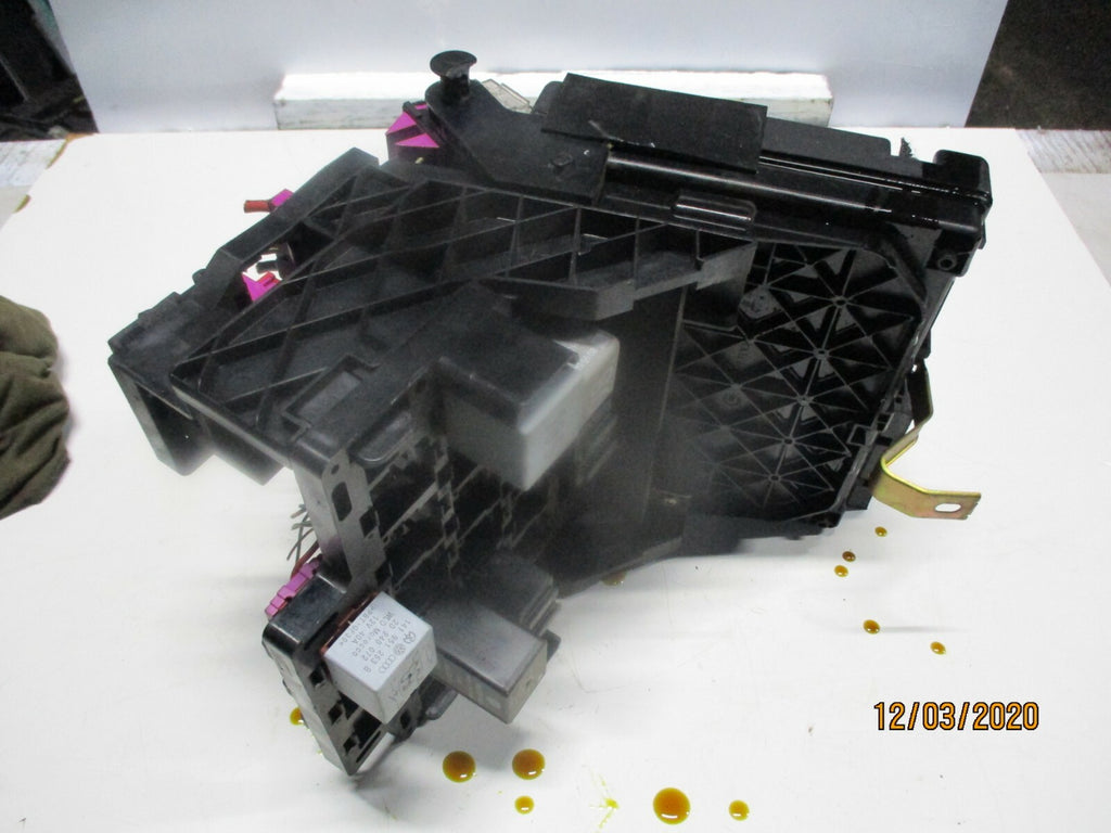FORD GALAXY 2000 1.9 TDI FUSEBOX FUSE RELAY BOX  UNIT YM2114B205CB 7M3962258G