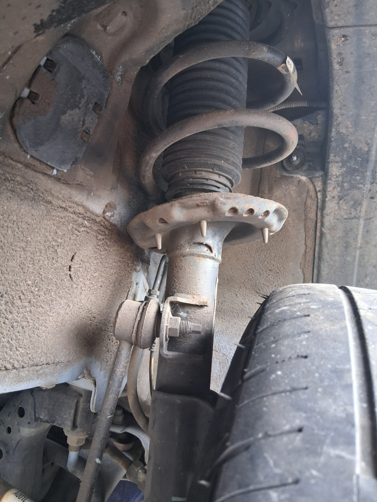2019 KIA PICANTO MK3 1.0 PETROL NSF PASSENGER SIDE FRONT SHOCK ABSORBER