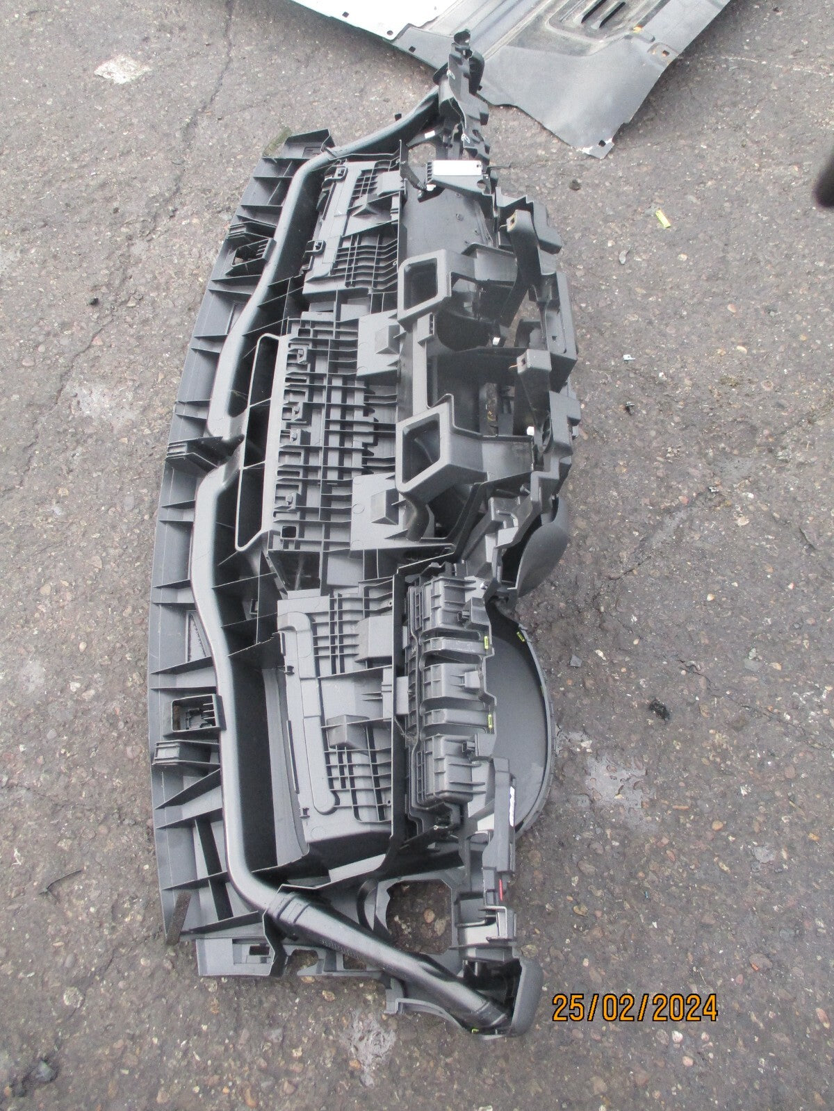 VAUXHALL VIVARO MK2 2017 FRONT INTERIOR BARE DAHBOARD PLASTIC PANEL