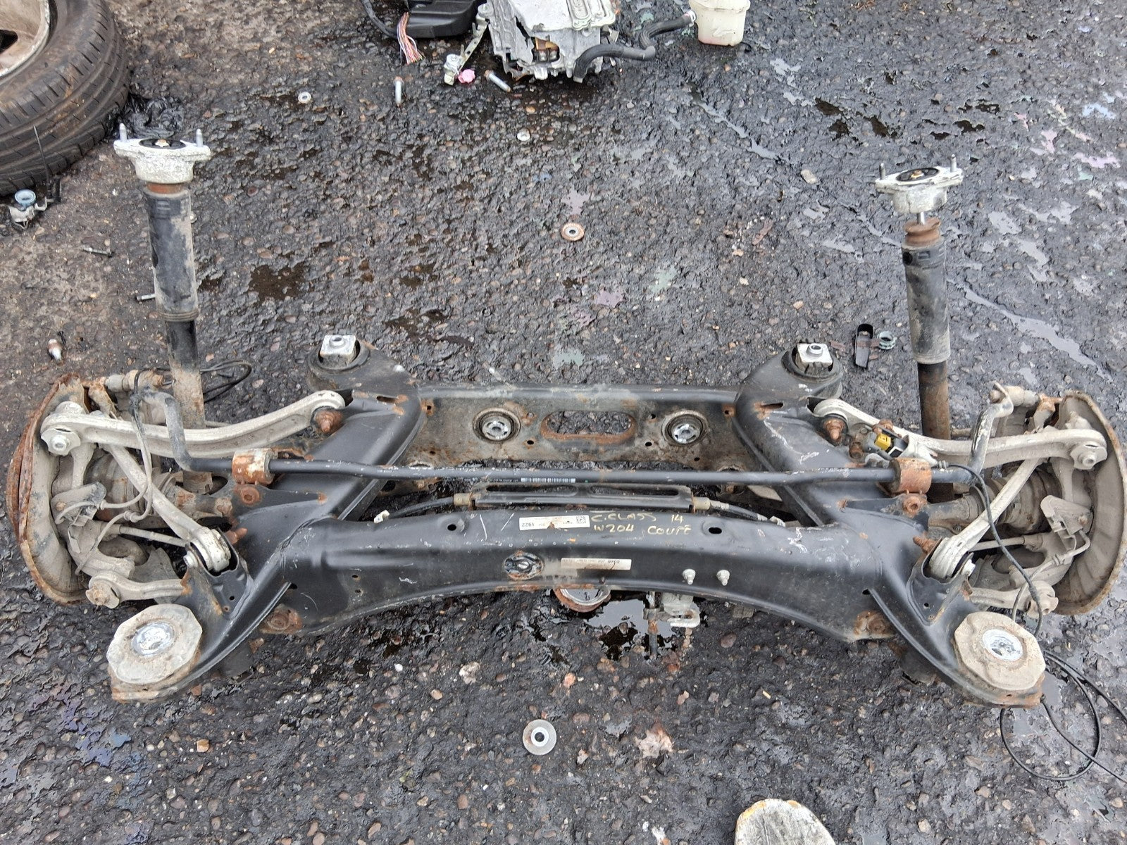 2014 MERCEDES BENZ C CLASS W204 2.1 DIESEL REAR AXLE HUB SHOCK DISC 2073509702