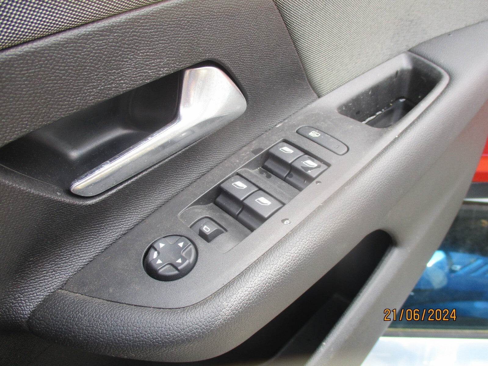 VAUXHALL MOKKA B MK2 2022 OSF DRIVER SIDE FRONT WINDOW CONTROL SWITCH