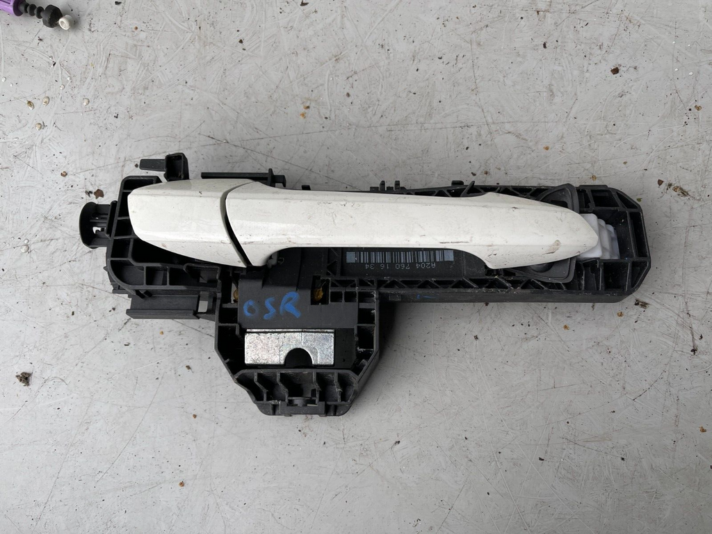 MERCEDES BENZ W176 OSR DRIVER SIDE REAR DOOR HANDLE A2047601634