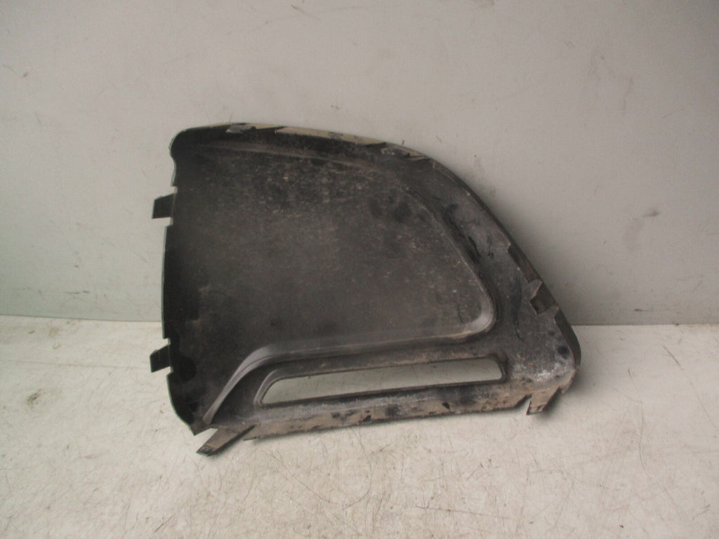 2016 PEUGEOT 108 NSF LEFT PASSENGER SIDE FRONT BUMPER GRILLE 814820H110