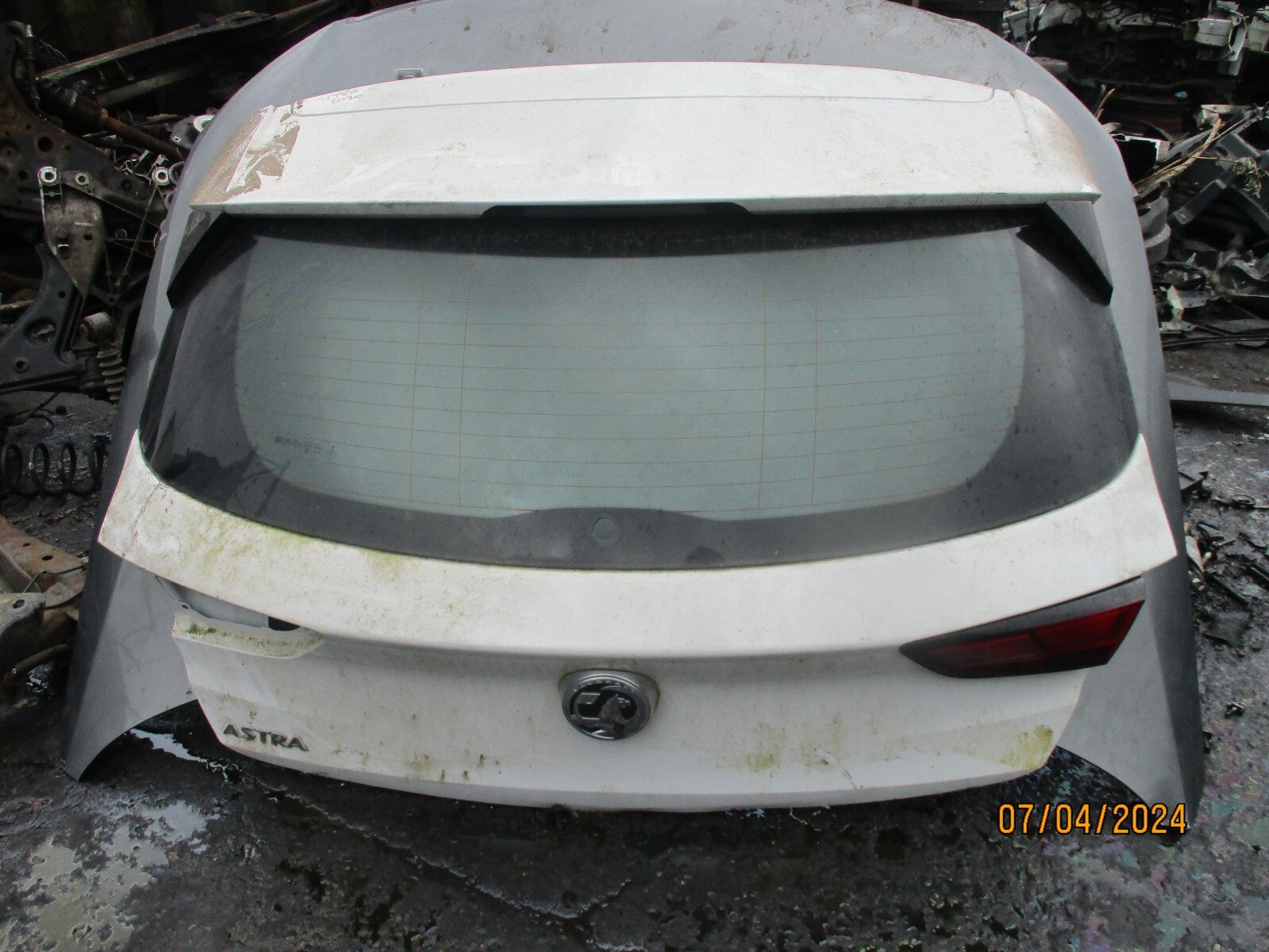 VAUXHALL ASTRA K MK7 2020 COMPLETE REAR BOOT LID TAILGATE GLASS WHITE Z40R