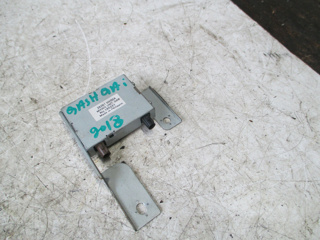 NISSAN QASHQAI MK2 J11 2018 ANTENNA AERIAL AMPLIFIER 282B1HV00A