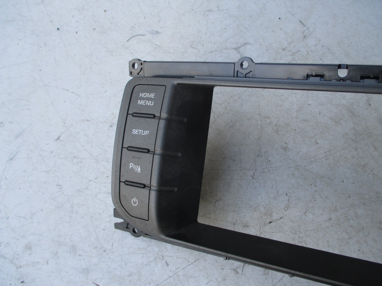 LAND RANGE ROVER EVOQUE 2013 RADIO SAT NAV SWITCH BUTTON SURROUND BJ32-18C858-DC