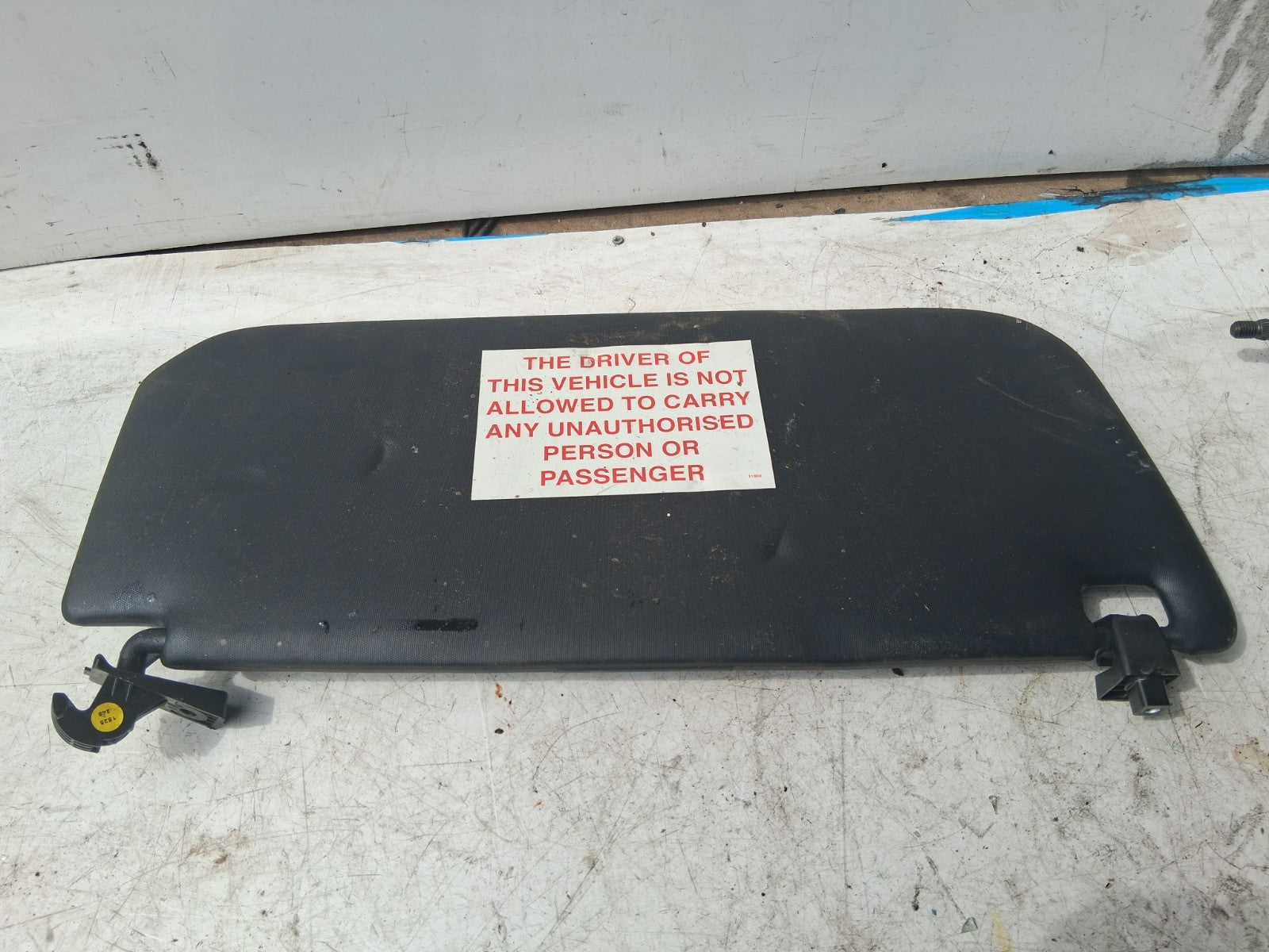 2018 MERCEDES SPRINTER W907 NSF PASSENGER SIDE FRONT LEFT SUN VISOR SHADE
