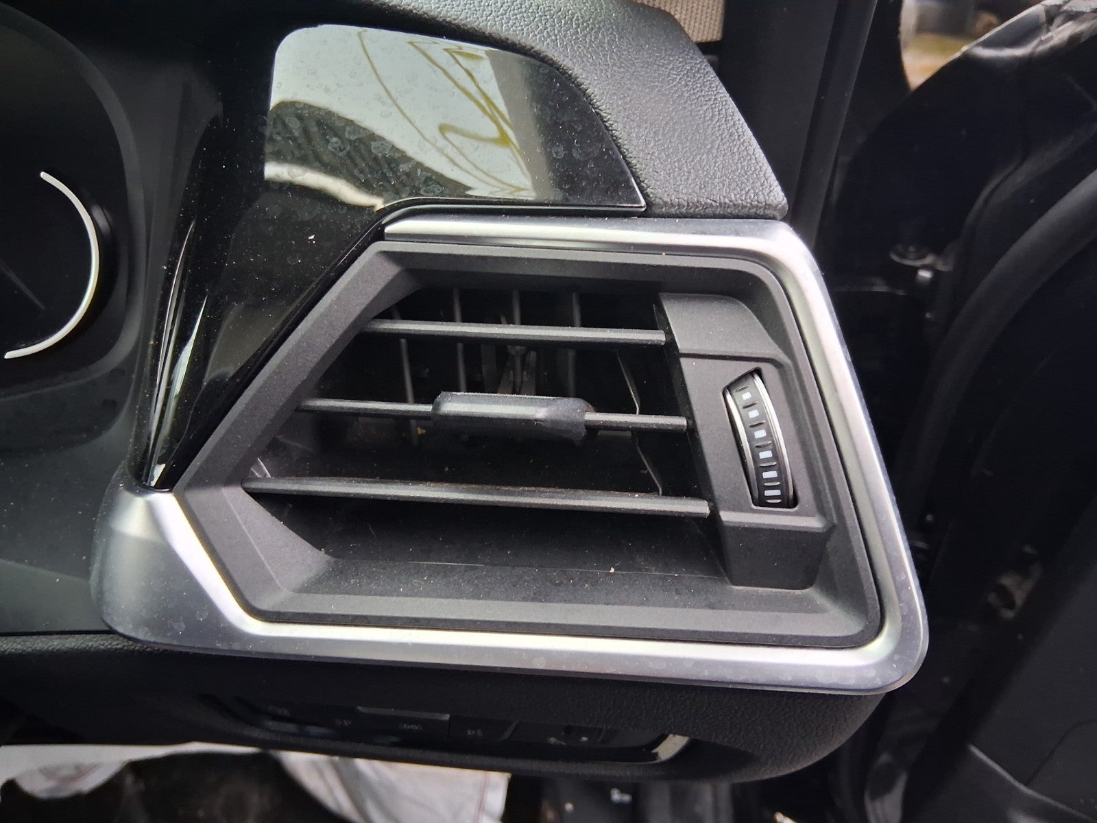 BMW 3 SERIES G20 2019 OSF DRIVER SIDE FRONT RIGHT DASH AIRVENT
