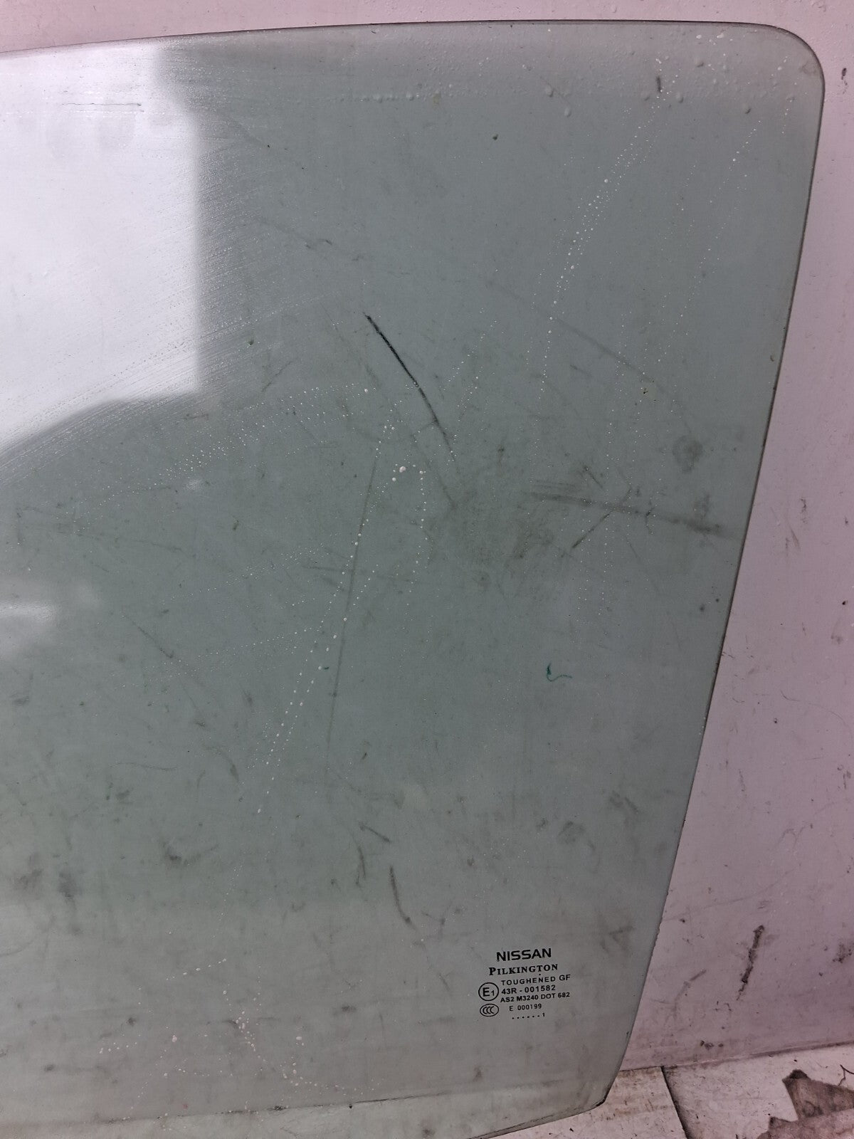 2012 NISSAN QASHQAI J10 NSF PASSENGER SIDE FRONT LEFT WINDOW GLASS 43R001582