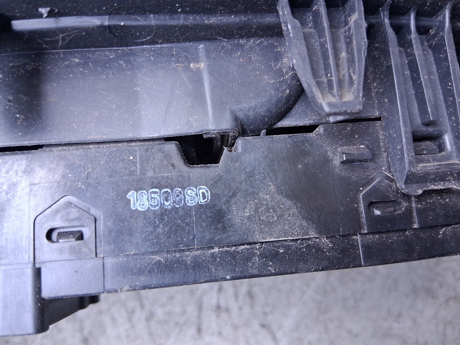 2019 NISSAN MICRA K14 OSF DRIVER SIDE RIGHT WINDOW CONTROL SWITCH 255705RA0A