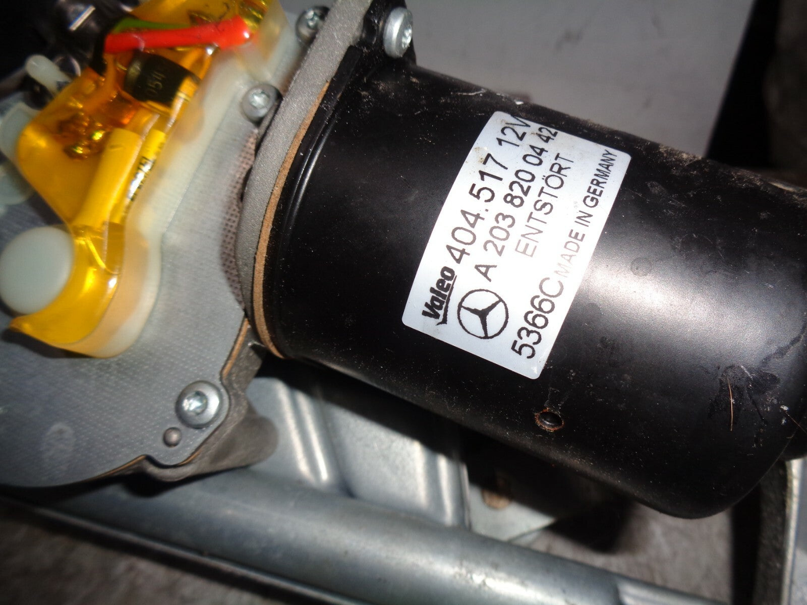 MERCEDES BENZ C-CLASS CL203 COUPE 2006 FRONT MOTOR WIPER MOTOR A2038200442