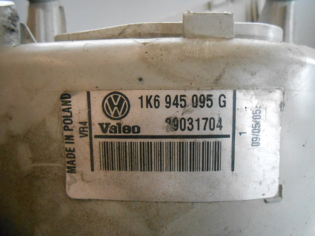 VW VOLKSWAGEN GOLF 1K (MK5) 2003-2008 NSR PASSENGER REAR OUTER LIGHT 1K6945095G