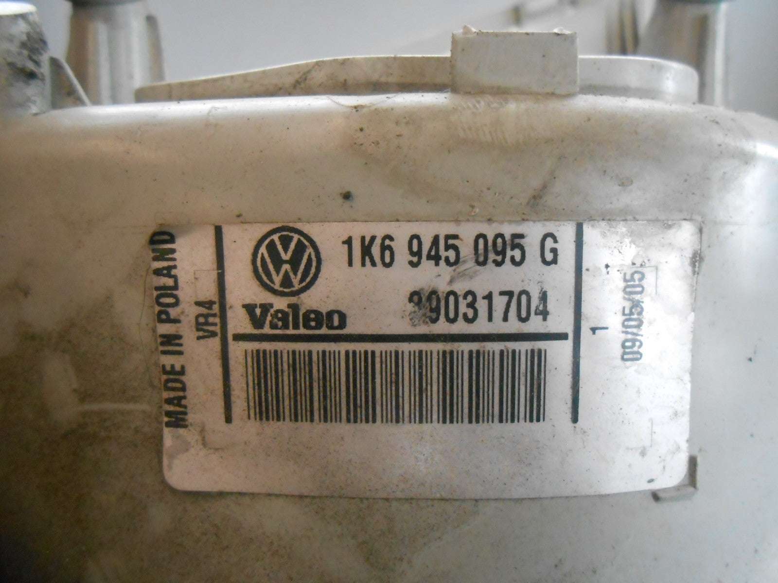VW VOLKSWAGEN GOLF 1K (MK5) 2003-2008 NSR PASSENGER REAR OUTER LIGHT 1K6945095G