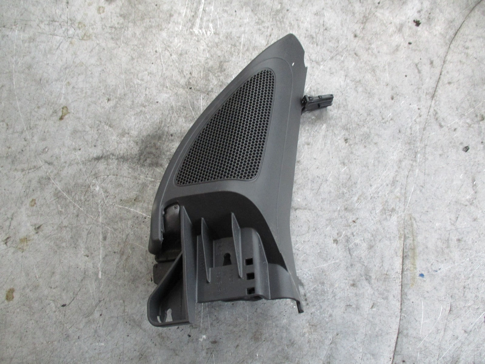 VOLKSWAGEN GOLF 5K MK6 OSF DRIVER SIDE FRONT TWEETER SPEAKER 5K0837986