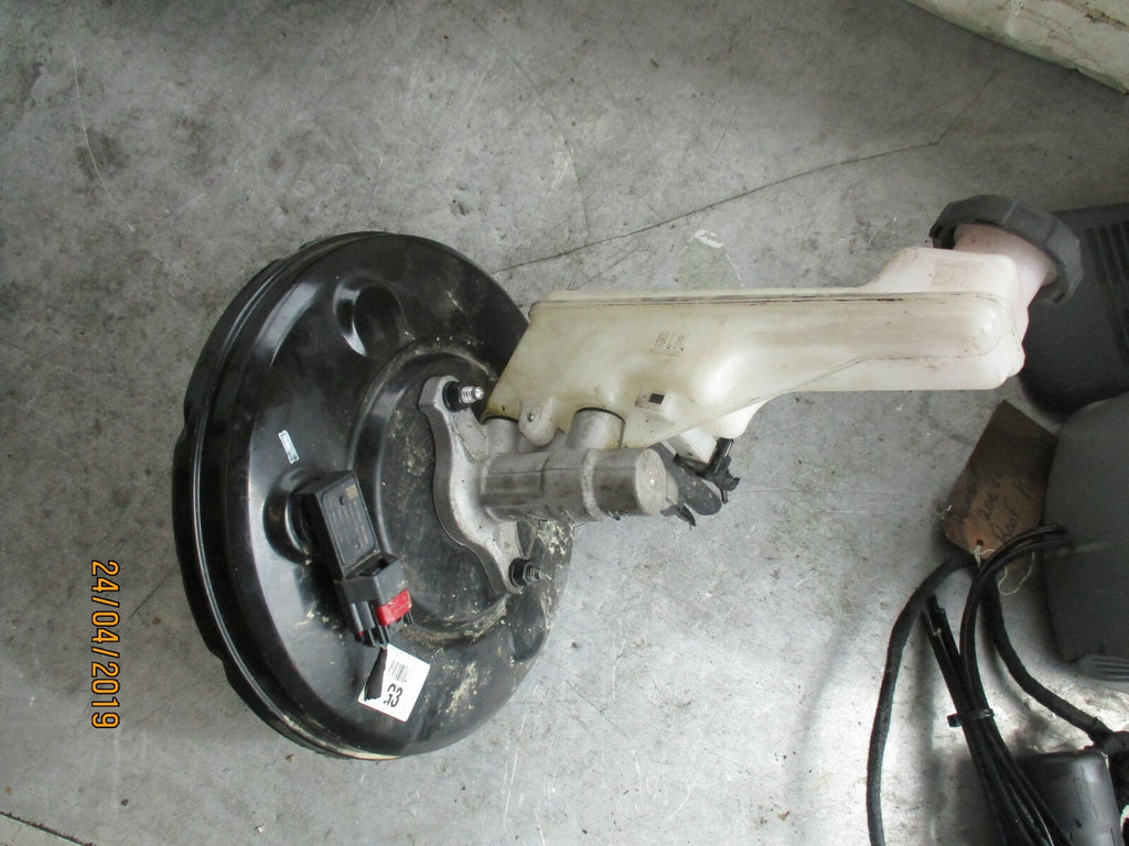 KIA RIO YB (MK4) BRAKE SERVO & BOTTLE RESERVOIR MASTER CYLINDER