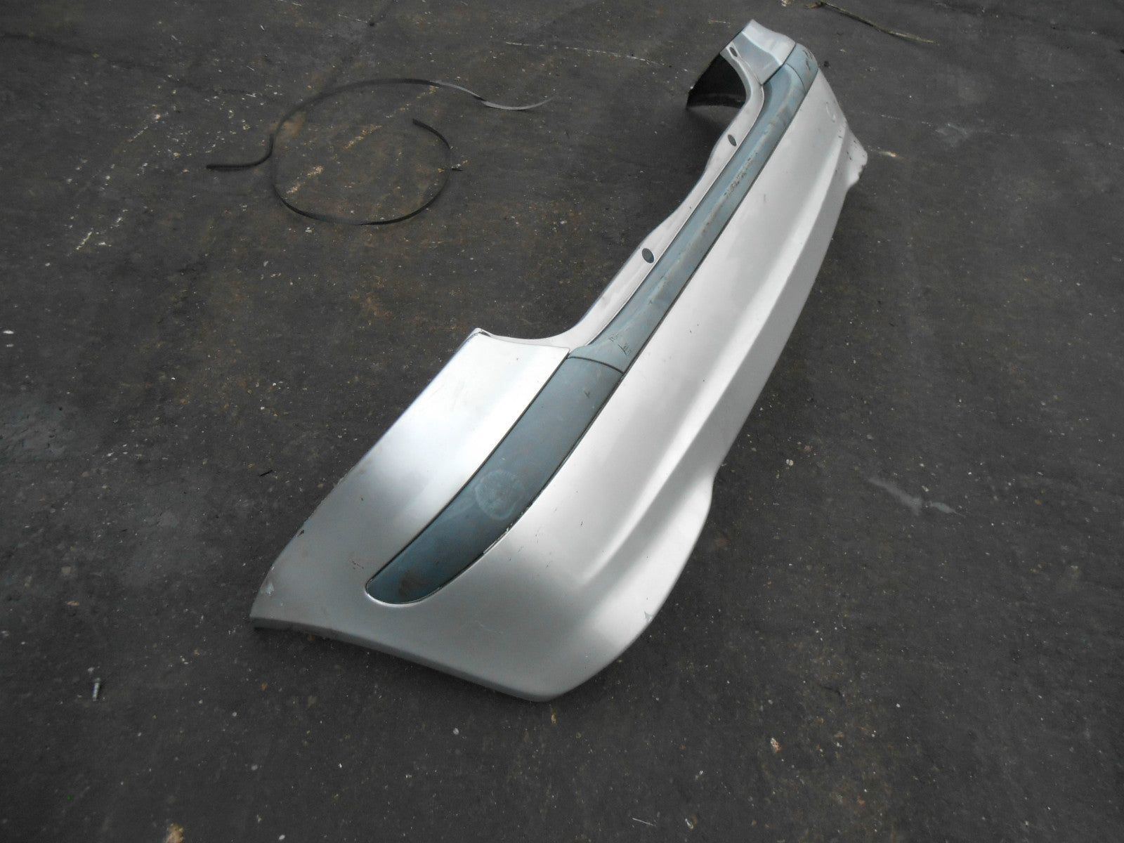 MERCEDES A CLASS W168 2003 REAR BACK PLASTIC BUMPER SILVER