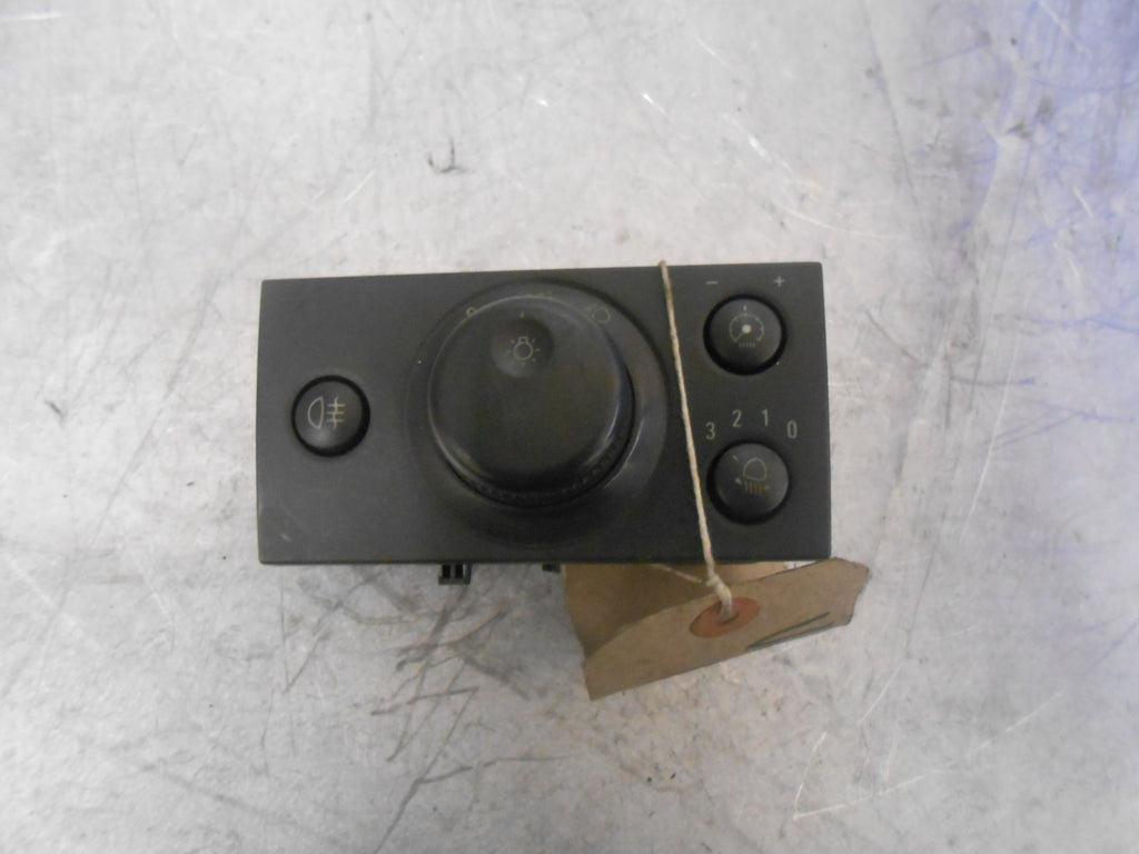 VAUXHALL VECTRA C (MK2) 2003 HEADLIGHT ON OFF & AIM CONTROL SWITCH UNIT