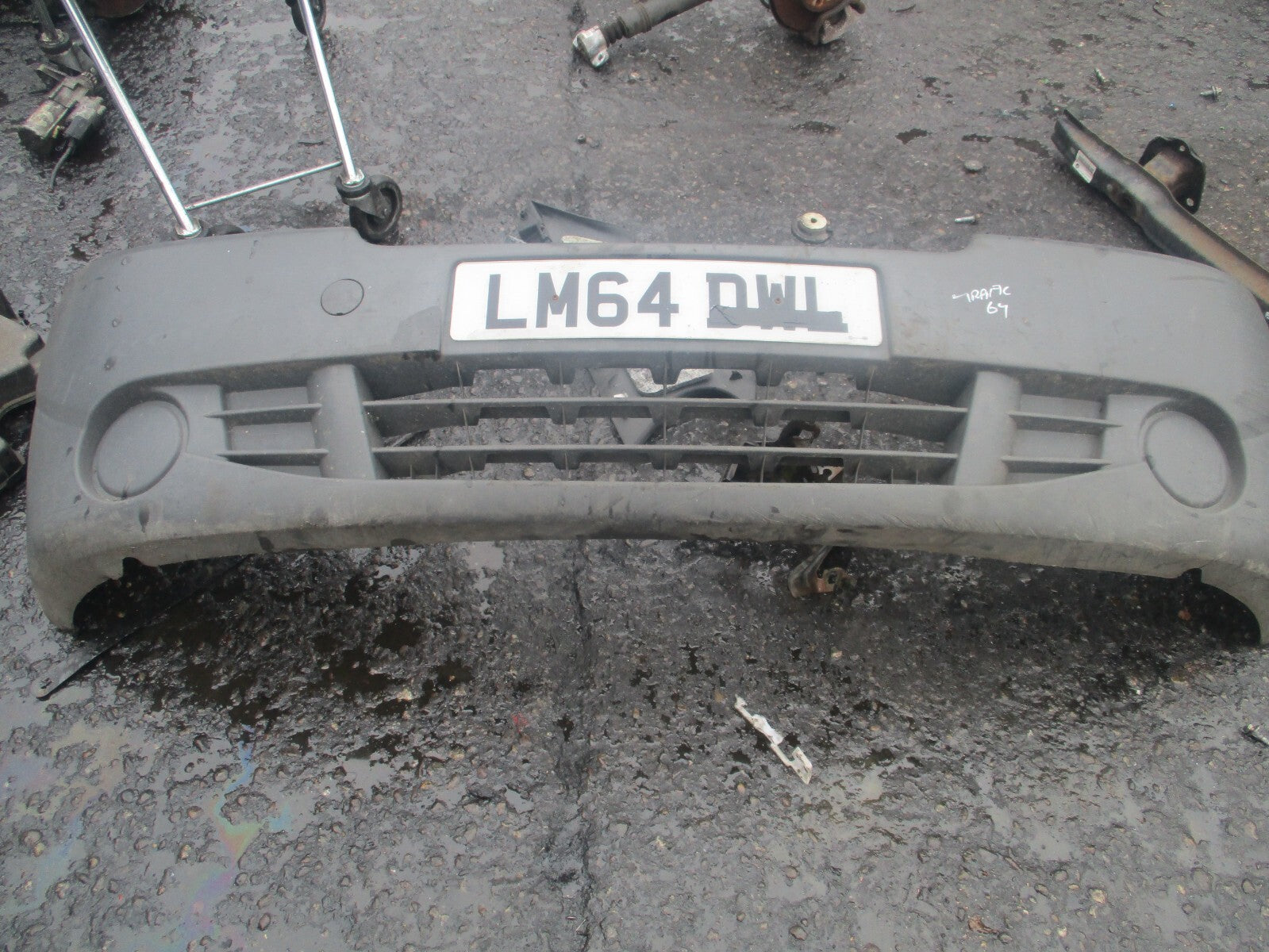 2014 RENAULT TRAFIC VIVARO MK1 FRONT BUMPER PLASTIC