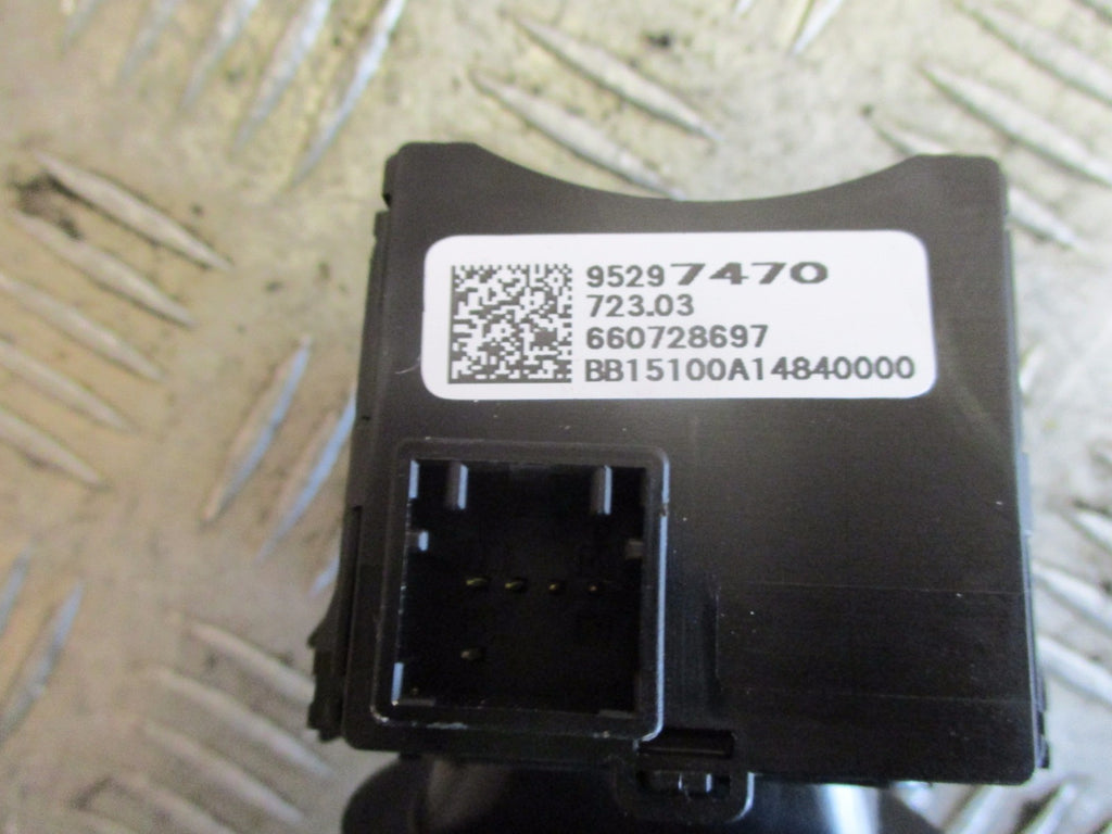 VAUXHALL VIVA 2015 SECURITY LAMP 13578460