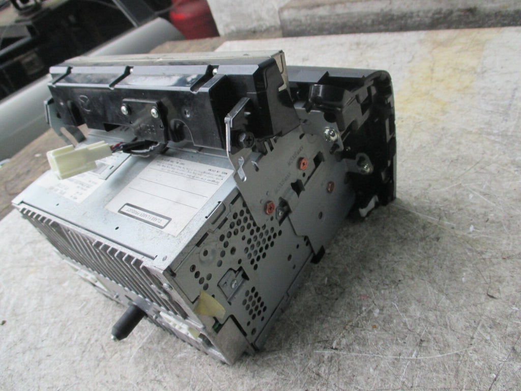 MAZDA 3 2007 MK1 RADIO STEREO CD PLAYER HEADER UNIT BP6L66ARX