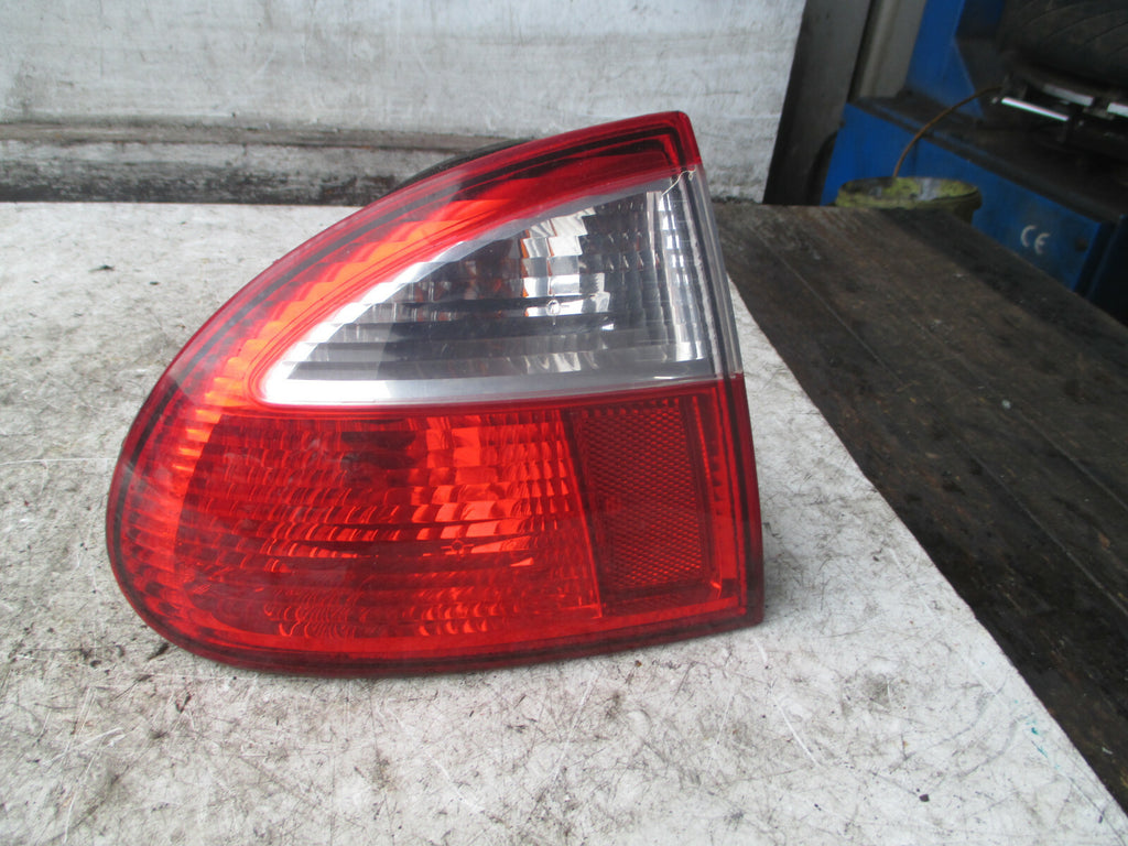 SEAT LEON 2005 NSR PASSENGER SIDE REAR TAIL LIGHT TAIL LAMP