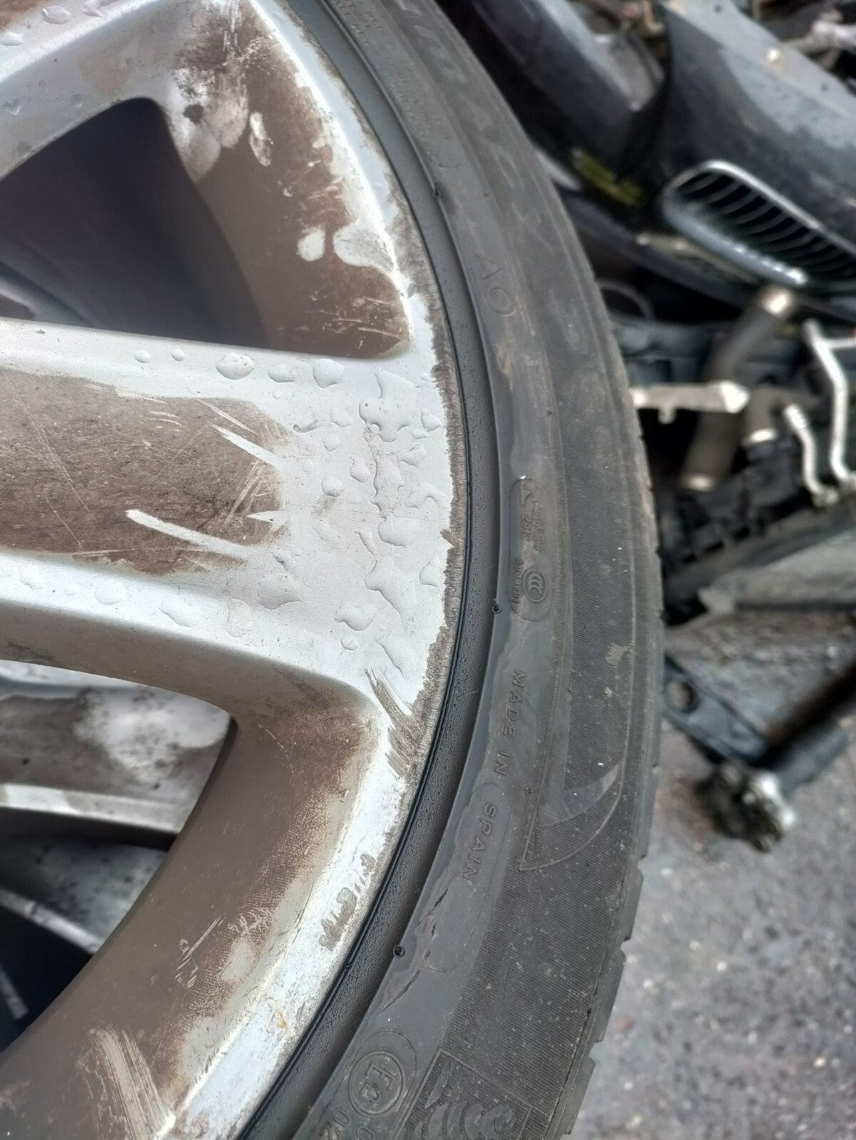 2009 JAGUAR XF X250 18 INCH ALLOY WHEEL WITH TYRE 245/45R18 REF 1