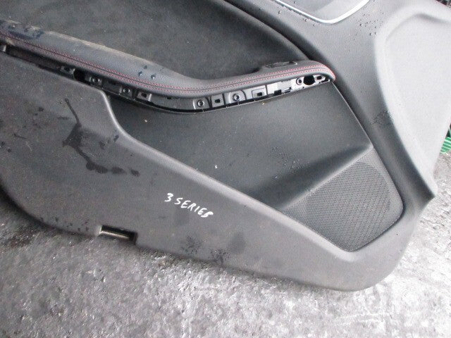 2018 MERCEDES A CLASS W176 NSF PASSENGER SIDE FRONT DOOR CARD A2467201348