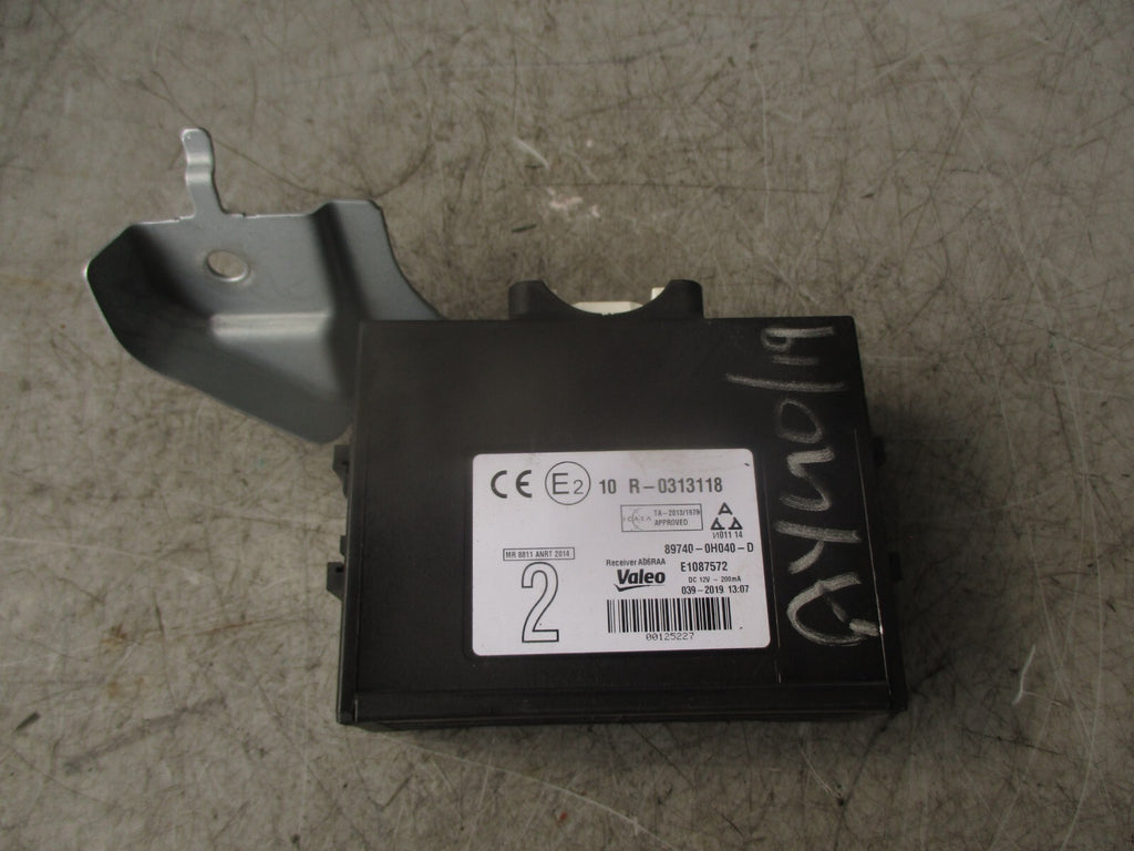 2019 TOYOTA AYGO 1.0 PETROL CENTRAL LOCKING MODULE UNIT 10R0313118