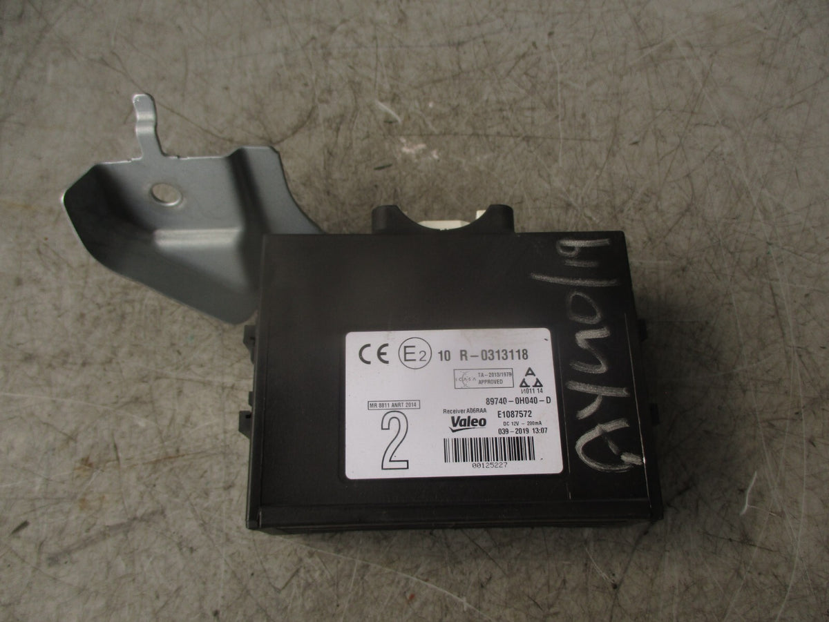 2019 TOYOTA AYGO 1.0 PETROL CENTRAL LOCKING MODULE UNIT 10R0313118