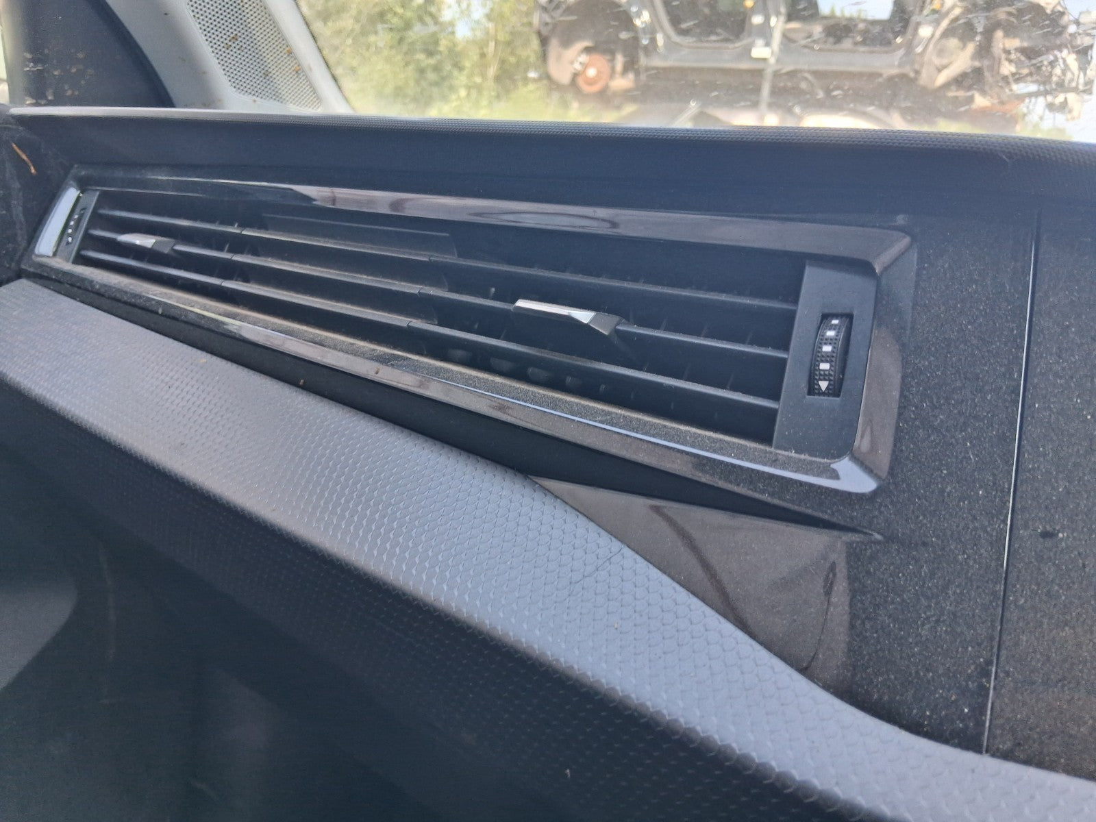 2023 AUDI A1 SPORT MK2 GB NSF PASSENGER SIDE FRONT LEFT AIR VENT