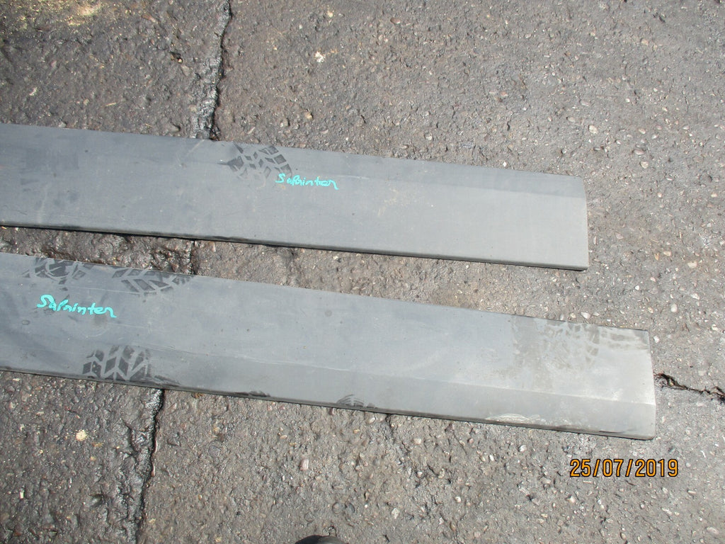 MERCEDES SPRINTER 906 MK2 OS NS MIDDLE BODY MOULDING TRIM PANEL A9066900762