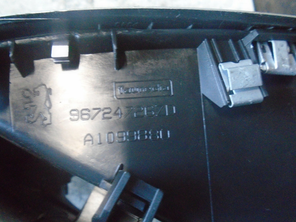PEUGEOT 207 2009 FRONT CENTRE DASHBOARD WITH AIR VENTS 96724726ZD