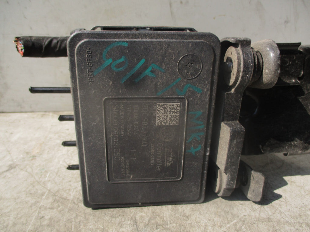 2015 VOLKSWAGEN GOLF MK7 1.4 PETROL ABS PUMP CONTROL MODULE 3Q0614517Q