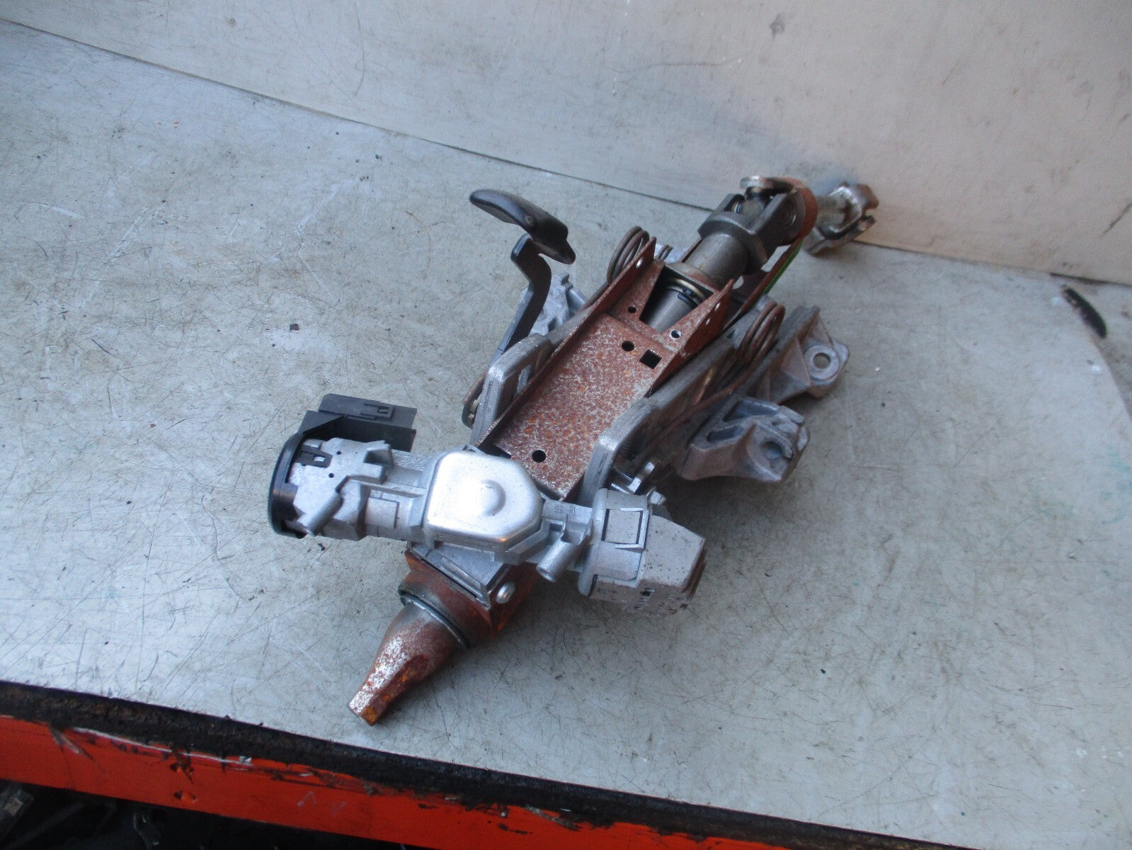 FORD S MAX MK1 2010 ADJUSTABLE STEERING COLUMN WITH LOWER JOINT 6G9N3C529EJ