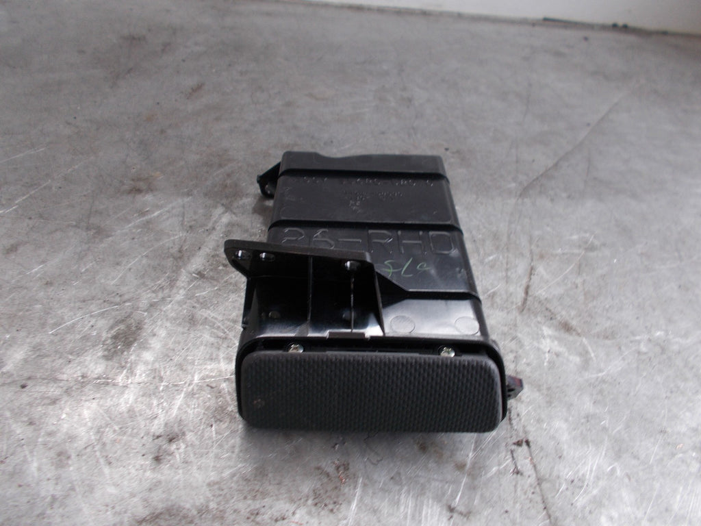 VOLKSWAGEN PASSAT HIGHLINE 2004 CUP HOLDER BUTTON & TRAY 55620-52070